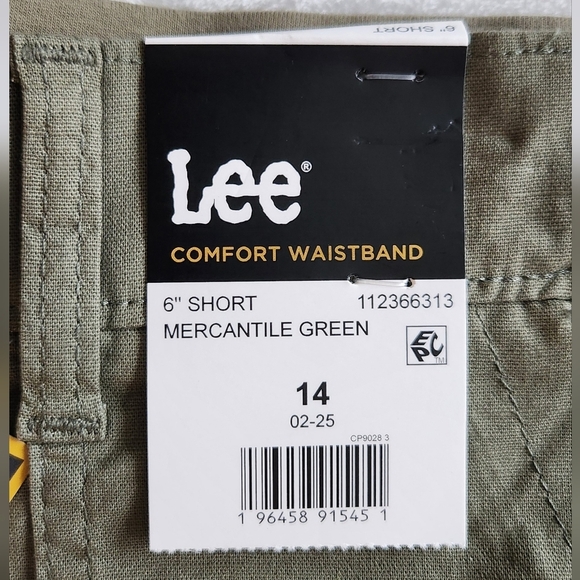 🩳 Lee Women’s Olive Green Shorts – Size 14, NWT, Comfort Waistband, 6” Inseam - Picture 4 of 12